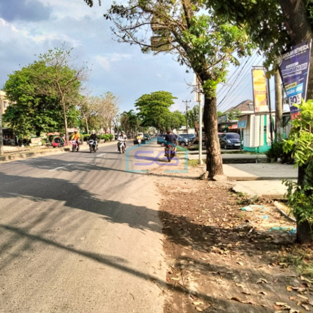 Dijual Tanah Lahan Luas di Jalan Residen Abdul Rozak Palembang untuk Bangun Usaha LT 2562m2-2