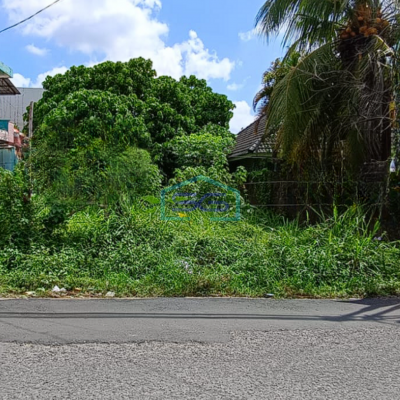 Dijual Tanah Luas Bonus Bangunan di Jalan Perindustrian 1 Sukarami, Palembang!