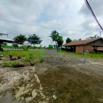 Dijual Tanah Beserta Bangunan di Jalan Mayjen Yusuf Singedekane, Palembang LT 4000m2