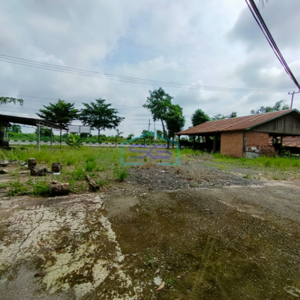 Dijual Tanah Beserta Bangunan di Jalan Mayjen Yusuf Singedekane, Palembang LT 4000m2-2