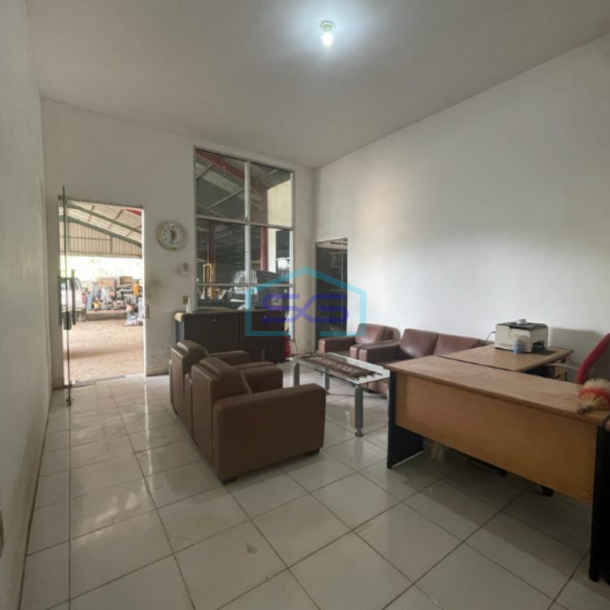 Dijual Tanah Bonus Workshop di Lokasi Strategis Palembang LT 2669m2-2