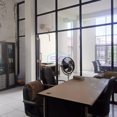 Dijual Ruko 3 Lantai Siap pakai di Area MP Mangkunegara Palembang Luas Tanah 108m2