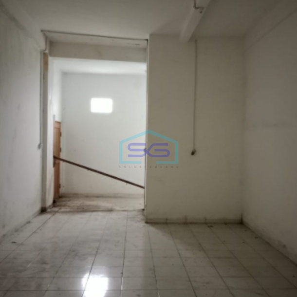 Disewakan Ruko Plong di Talang Kelapa Palembang Luas Bangunan 360m2-4