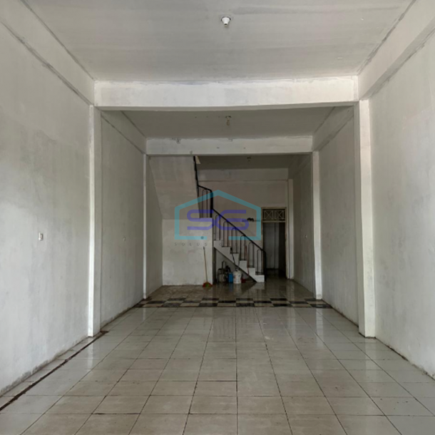 Disewakan Ruko di Jalan R Soekamto Simpang Patal Palembang Luas Bangunan 330m2-4