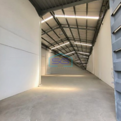 Dijual Gudang Baru Ada Kantor Luas Tanah  372 m² Lokasi Waru Sidoarjo