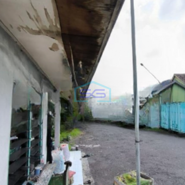 Dijual Gudang Lokasi Strategis Luas Bangunan 1302 m² di Taman Sidoarjo-2