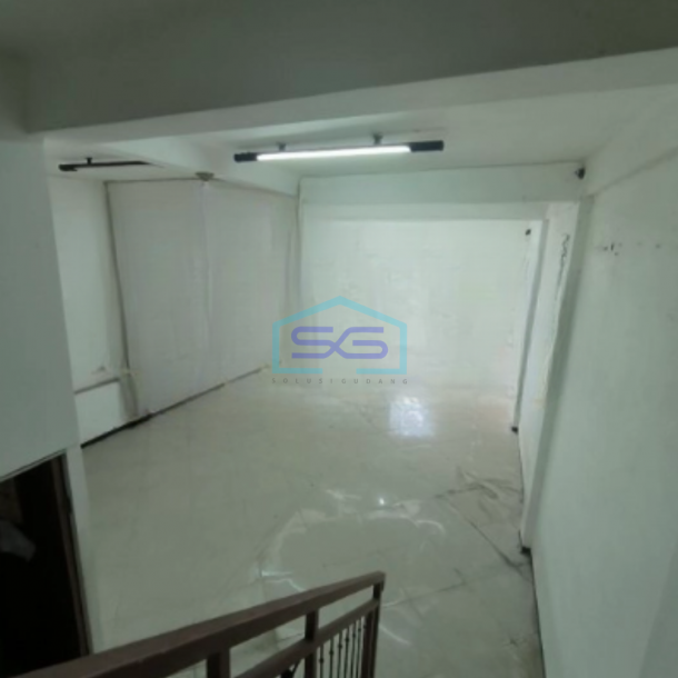 Dijual Ruko Siap Huni Luas Tanah 600 m² Lokasi Bebas Banjir di Pare Kediri Jawa Timur-2