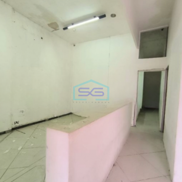 Dijual Ruko Siap Huni Luas Tanah 600 m² Lokasi Bebas Banjir di Pare Kediri Jawa Timur-1