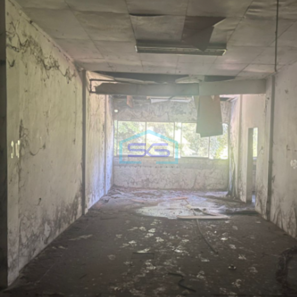 Dijual 2 Ruko di Lokasi Strategis Tanjung Duren Jakarta Barat Luas Tanah 253 m²-3