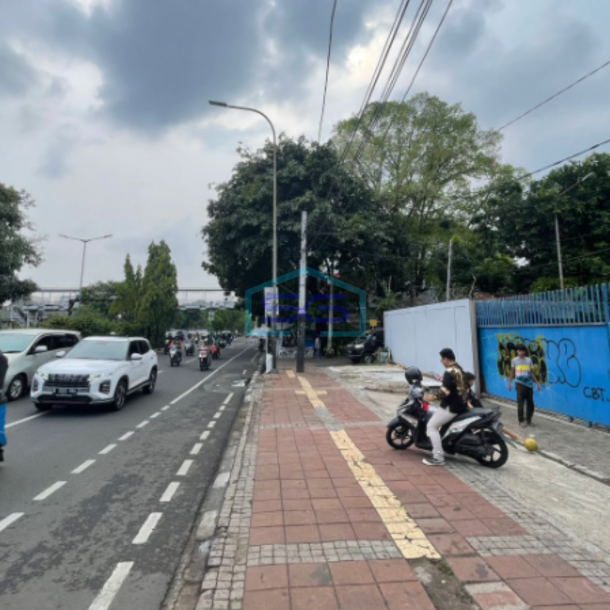 Dijual Ruko di Jalan Pramuka Raya, Paseban, Jakarta Pusat Luas Tanah 183 m2-2