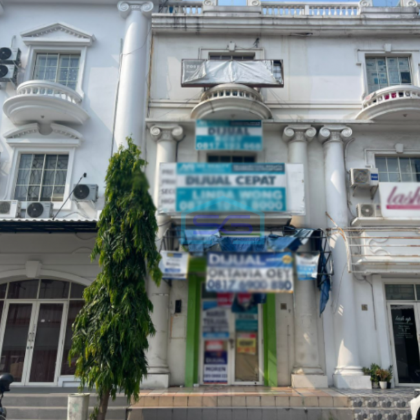 Ruko Strategis di Komplek Bukit Golf Meditarania, PIK Jakarta Utara Luas Tanah 75 m²-3