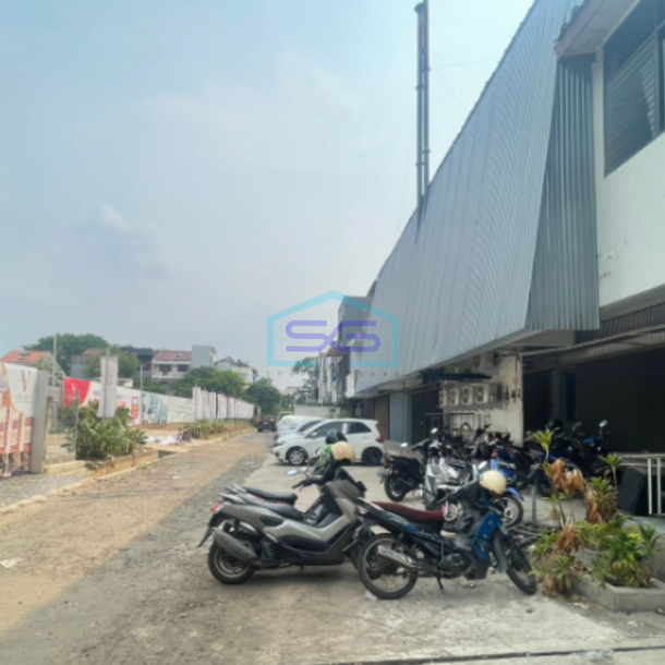 Dijual Ruko Bisnis di Komplek Taman Kebun Jeruk, Kembangan Jakarta Barat Luas tanah 171m2-1