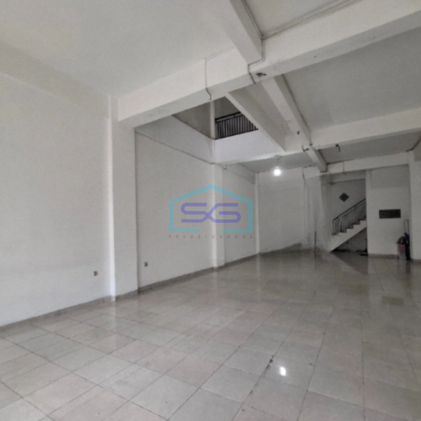 Disewakan Ruko 3 Lt Di Lokasi Strategis Cawang Baru Jakarta-1