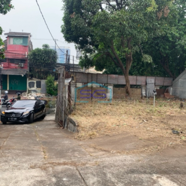 Disewakan Ruang Usaha/ Gudang 1 Lantai Pinggir Jalan Utama Ragunan Raya-3