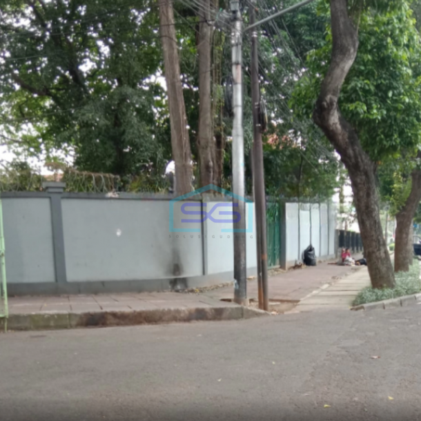 Dijual Tanah Luas Posisi Hoek Di Kawasan Elite Pinggir Jalan Menteng, Jakarta Selatan-2