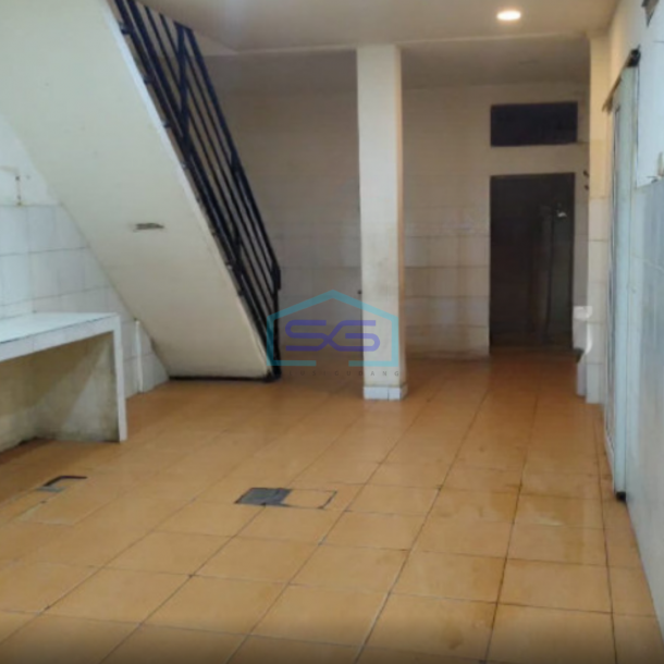 Disewakan Ruko Gandeng Lebar 8 Meter Dekat MRT Fatmawati Jakarta Selatan LB 352m2-2