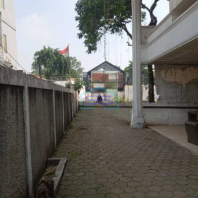 Disewakan Tanah Dilokasi Strategis Di Jakarta Selatan-2