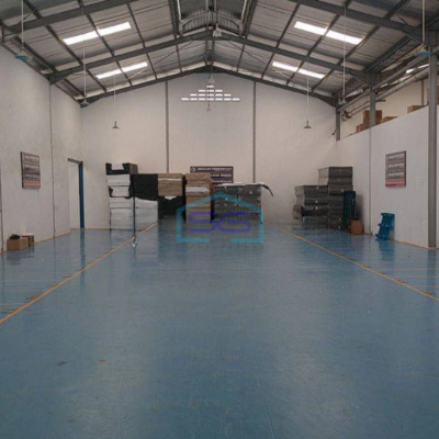 Dijual Gudang Kondisi Rapi Siap Pakai di Cakung Jakarta Timur Lantai Epoxy LT 2750m2