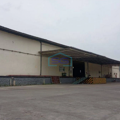 Disewakan Gudang  Siap Pakai Tinggi Dari Jalanan Anti Banjir Ceilingnya Tinggi di Pulo Gadung Jakarta Timur