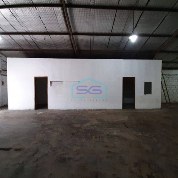 Disewakan Gudang Siap Pakai Bentuk L Lokasi Cakung Jakarta Timur Luas 732m2-3