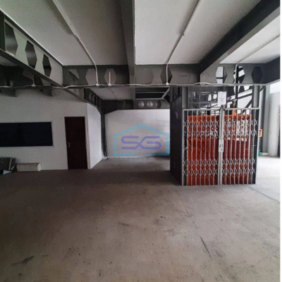 Disewakan Gudang Brand New di Pergudangan Sedayu Bizzpark Jakarta Barat Luas Bangunan 405m2-2