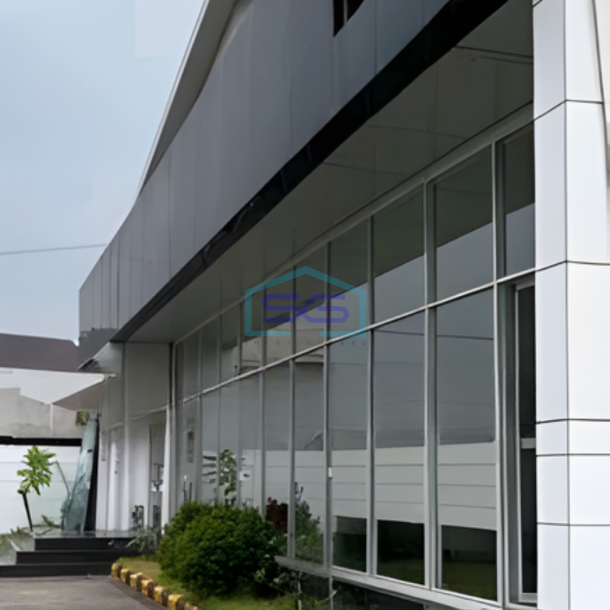 Dijual Ruang Usaha Ex Showroom di Sidoarjo Jawa Timur LT 1704m2-1