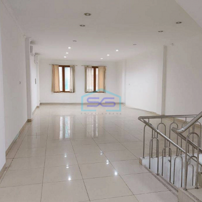 Disewakan Ruko 4,5 Lantai Di Muara Karang Jakarta Utara Rapih, Siap Pakai