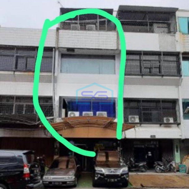 Dijual Ruko Murah 4 Lantai di Pangeran Jayakarta Jakarta Pusat LB 284m2-1