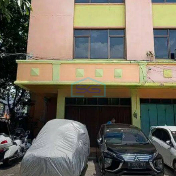 Dijual Ruko 3 Lantai Hoek di Area Pademangan Jakarta Utara Rapih Siap Pakai LB 270m2-1
