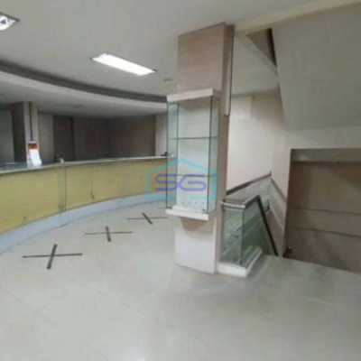 Disewakan Ruko 3,5 Lantai Gandeng 2, di Pertokoan Tanah Abang Jakarta Pusat-3