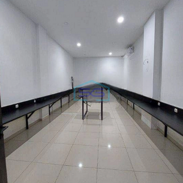 Disewakan Ruko Gandeng 3,5 Lantai di Muara karang Jakarta Utara Siap huni.-1
