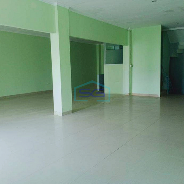 Disewakan Ruko Gandeng 4 Lantai Lokasi di Muara Karang Jakarta Utara LB 640m2-1