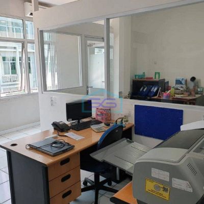 Disewakan Ruko HOOK, 4,5 Lantai DI PIK Jakarta Utara Luas Bangunan 300m2