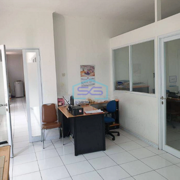 Disewakan Ruko HOOK, 4,5 Lantai DI PIK Jakarta Utara Luas Bangunan 300m2-2