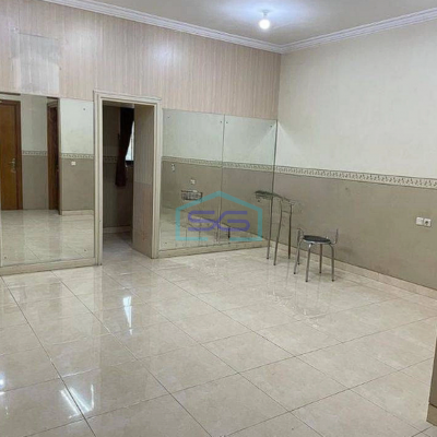 Disewakan Ruko 3,5 Lantai Di Muara Karang Jakarta Utara Siap Pakai LB 400m2