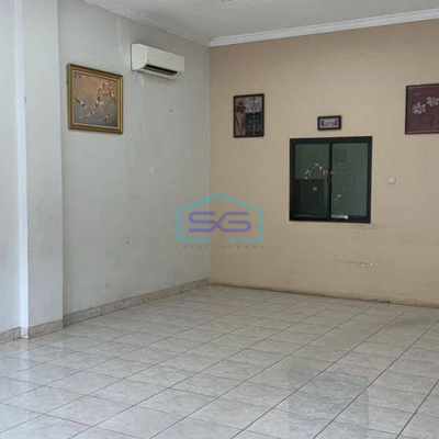 Disewakan Ruko di Muara Karang Jakarta Utara 4 Lantai Lokasi Ramai, Bebas Banjir, Siap Huni,