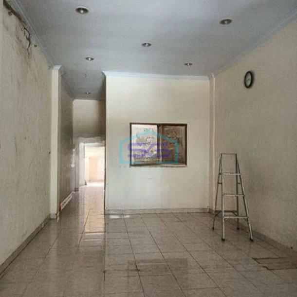 Disewakan Ruko 3,5 lantai di Muara Karang Jakarta Utara Jalan Utama Strategis LB 322m2-3