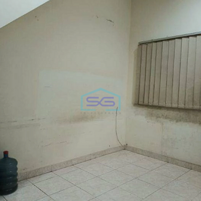 Disewakan Ruko 3,5 lantai di Muara Karang Jakarta Utara Jalan Utama Strategis LB 322m2