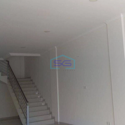 Disewakan Ruko 2 Lantai di Kelapa Nias Bagus dan Rapi Jakarta Utara LB 195m2