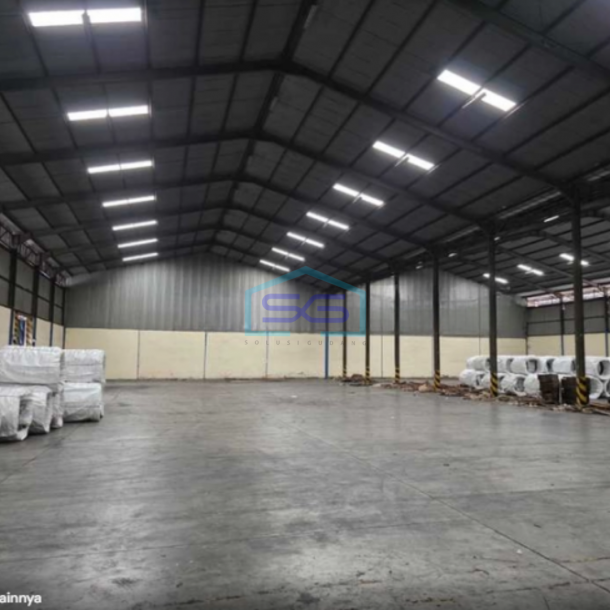 Disewakan Gudang Lokasi di Cakung Jakarta Timur Luas Bangunan 2280m2 Siap Pakai-4