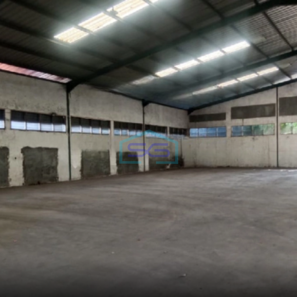 Disewakan Gudang Bersih Di Cimahi Selatan Luas Bangunan  1300 m²-1