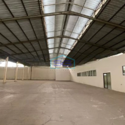 Disewakan Gudang soekarno Hatta Main road Bandung Luas Bangunan  2600 m²