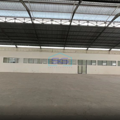 Disewakan Gudang soekarno Hatta Main road Bandung Luas Bangunan  2600 m²