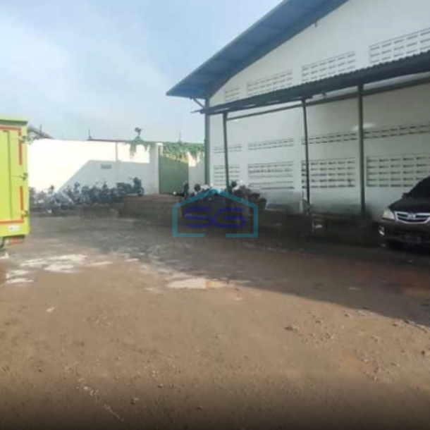 Disewakan Gudang di Soekarno Hatta Bandung Luas Bangunan  2000 m²-1