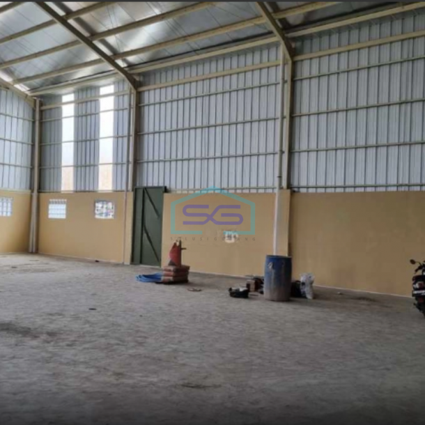 Disewakan Gudang Taman Kopo Indah, Bandung Luas Bangunan  600 m²-1