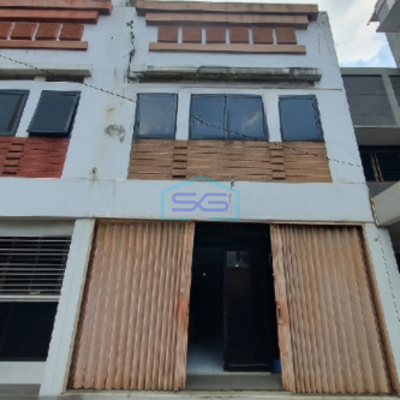 Disewakan Gudang & Ruko Connecting, Dua Muka Di Gading Regency Bandung Luas Bangunan  525 m²