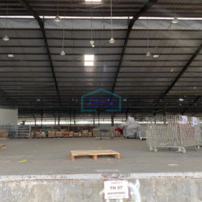 Disewakan Gudang Ada Loading Dock Luas Tanah  5500 m² di Moch Toha Bandung