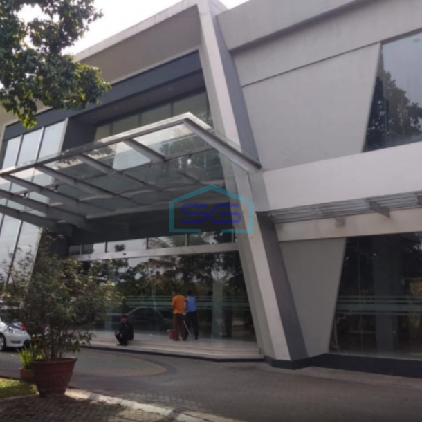 Disewakan Gedung Bagus Siap Pakai Selangkah Kepintu Tol Kopo Bandung LB 1450m2-1