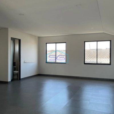 Disewakan Ruko Baru Dan Bagus Sekali 3,5 Lantai Di Otista Bandung LB 740m2