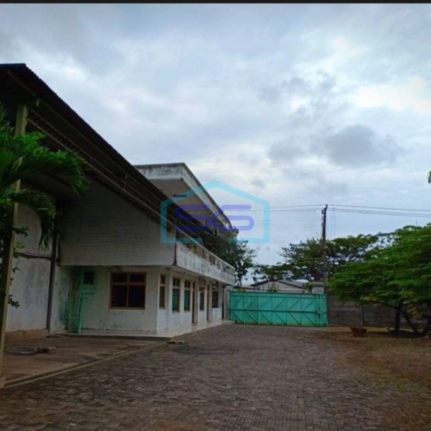 Disewa Gudang Kaligawe Semarang Parkiran Luas-1